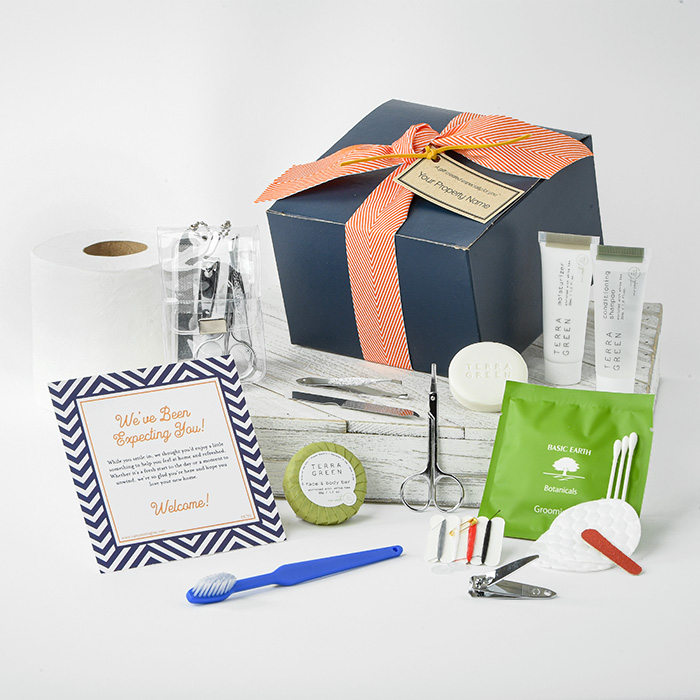 Mint Condition with Manicure Set image